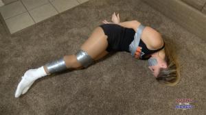 xsiteability.com - Blair Blouson Hooters Girl Home Invasion thumbnail