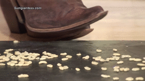 xsiteability.com - SuziGiantess  532  Suzi thumbnail