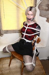 xsiteability.com - Chair and neck tie thumbnail
